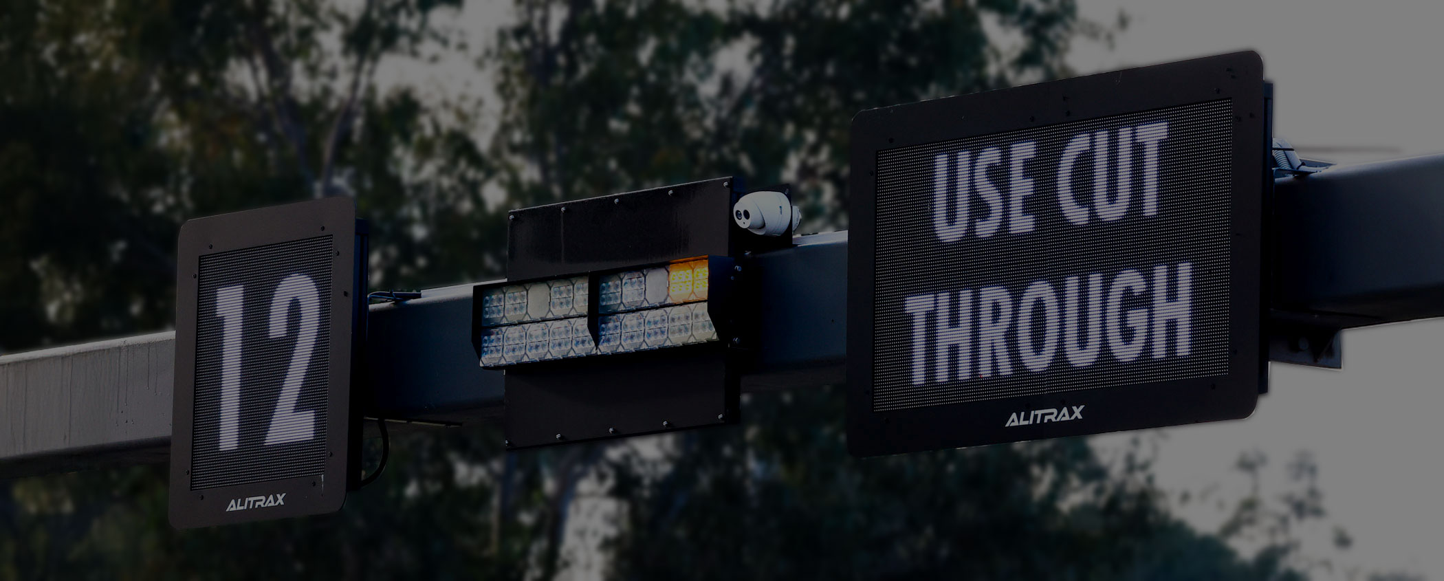 VISUAL-light-motorsport light panel.jpg VISUAL-light-motorsport light panel.jpg